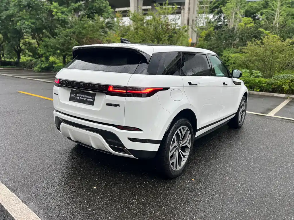 Land Rover Range Rover Evoque 2026 L SE