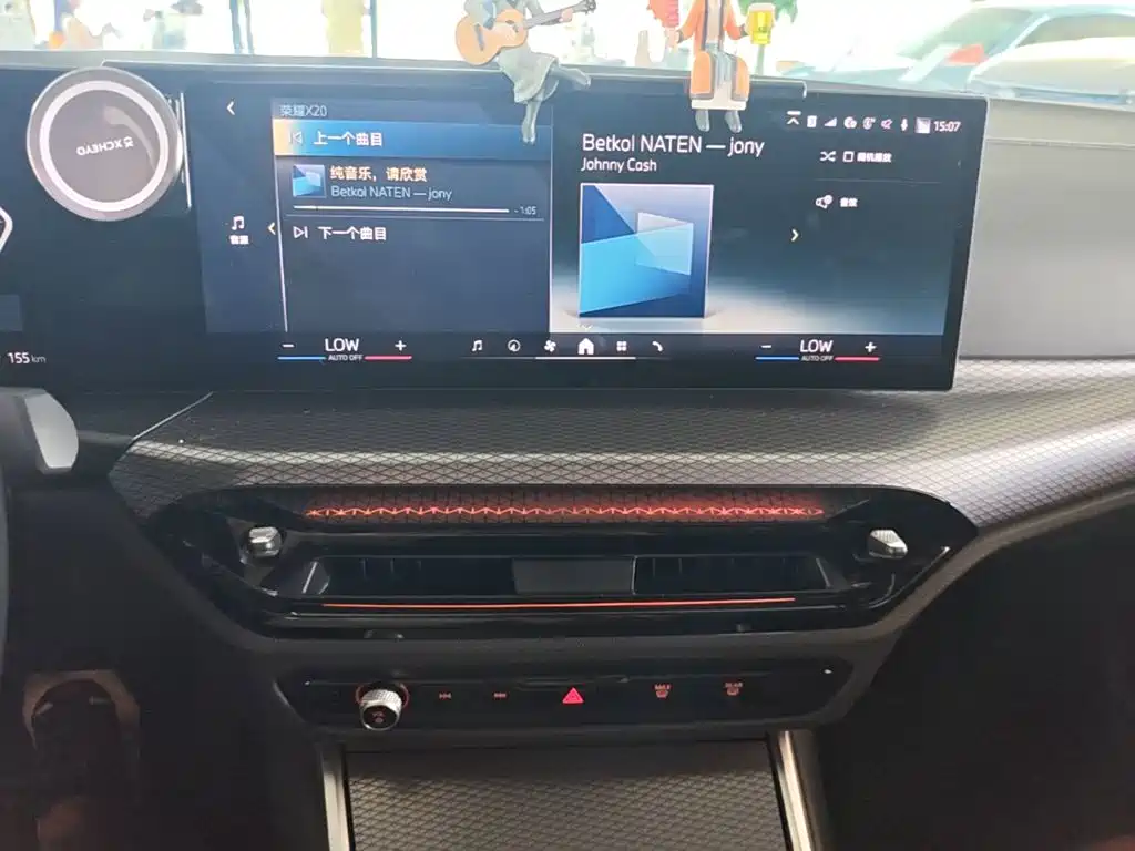 BMW i4 — миниатюра 13