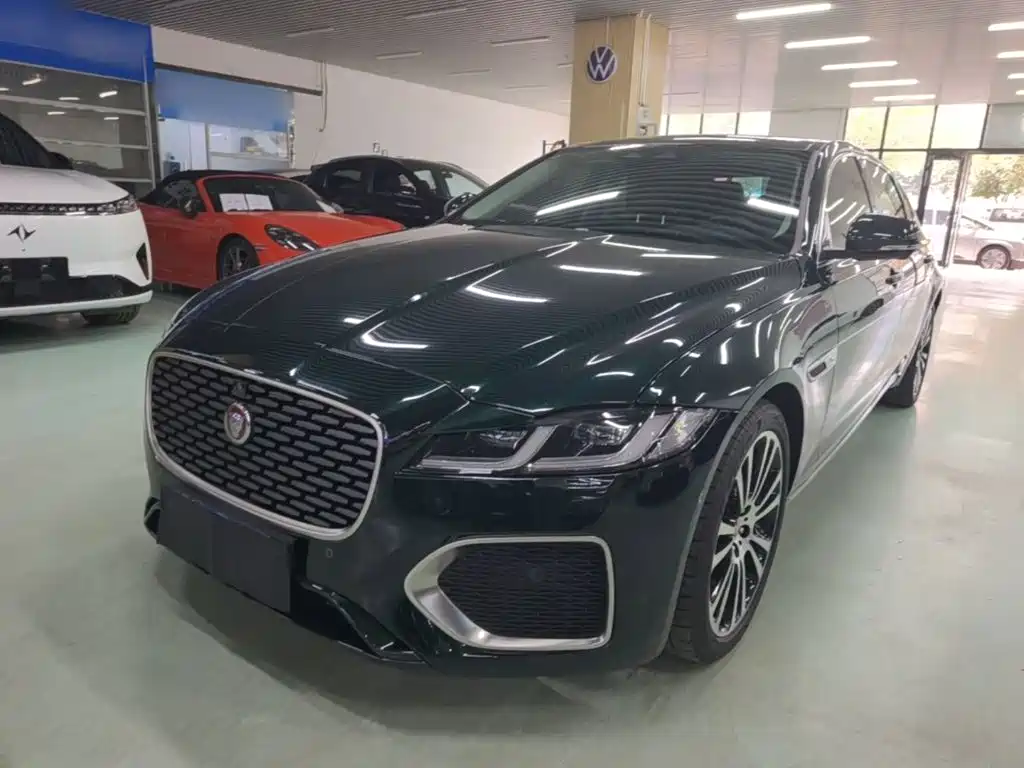 Jaguar XFL — миниатюра 2