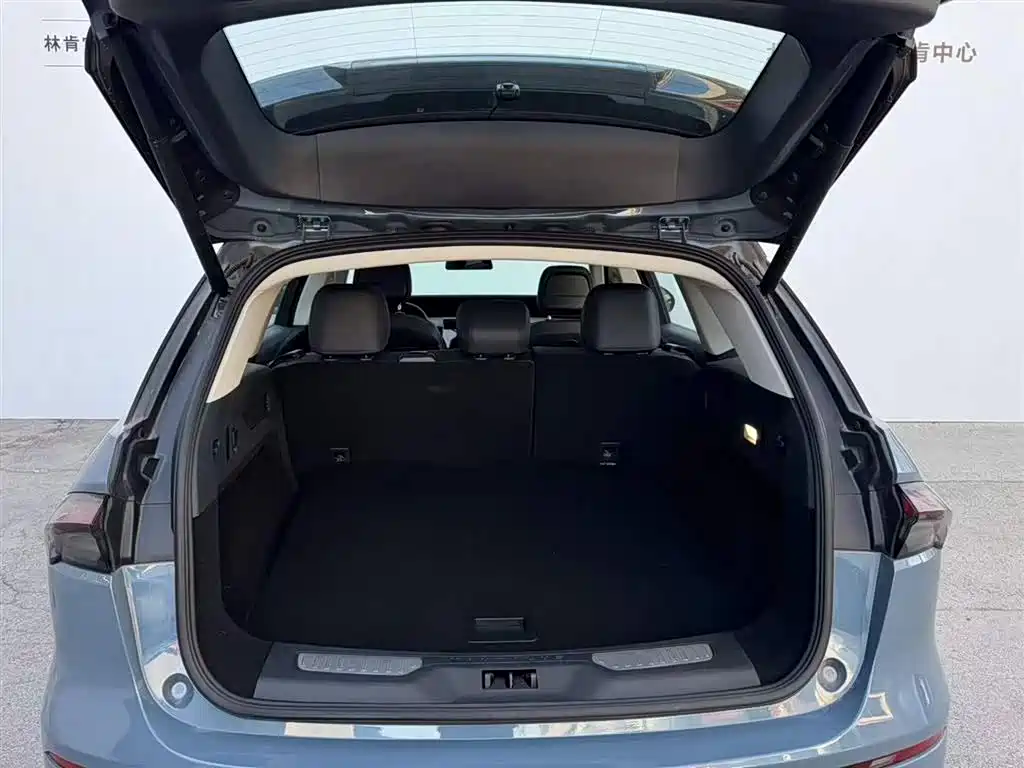 Lincoln Nautilus 2025 2.0T