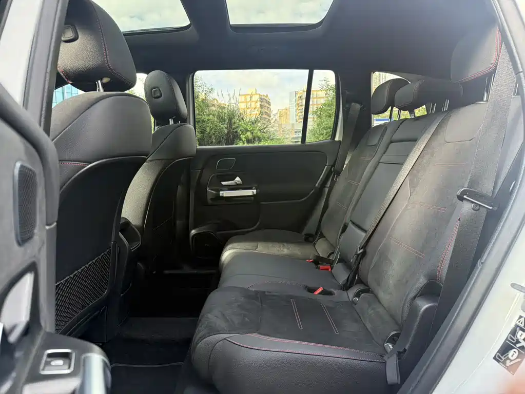 Mercedes-Benz GLB A MG 2024 AMG GLB 35 4MATIC