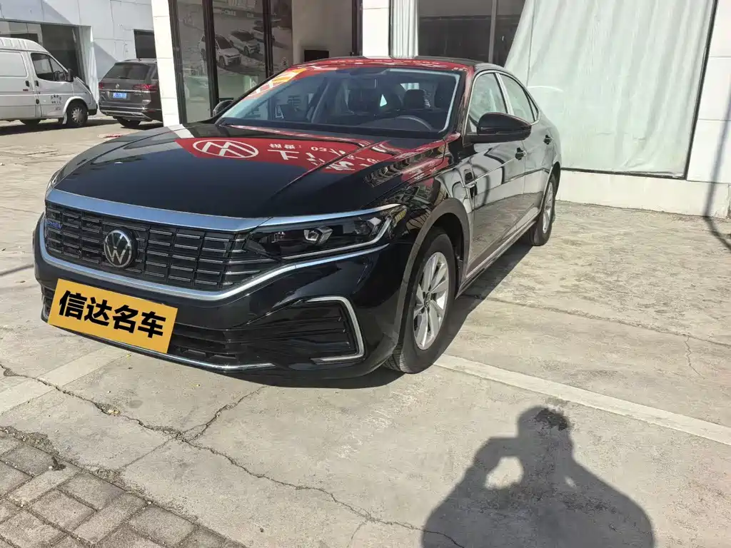 VOLKSWAGEN PASSAT NEW ENERGY