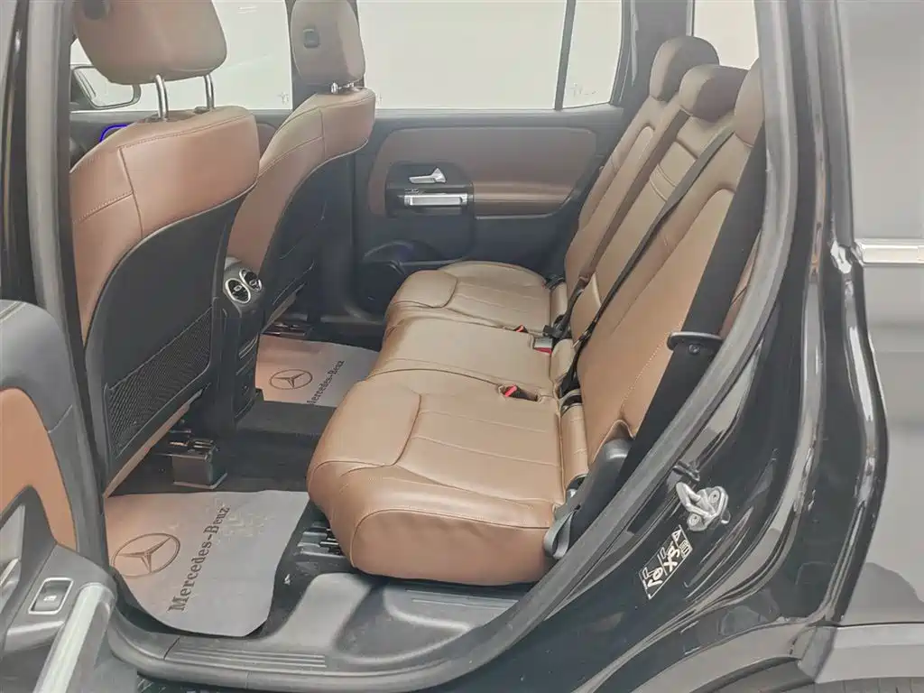 Mercedes-Benz GLB — миниатюра 15