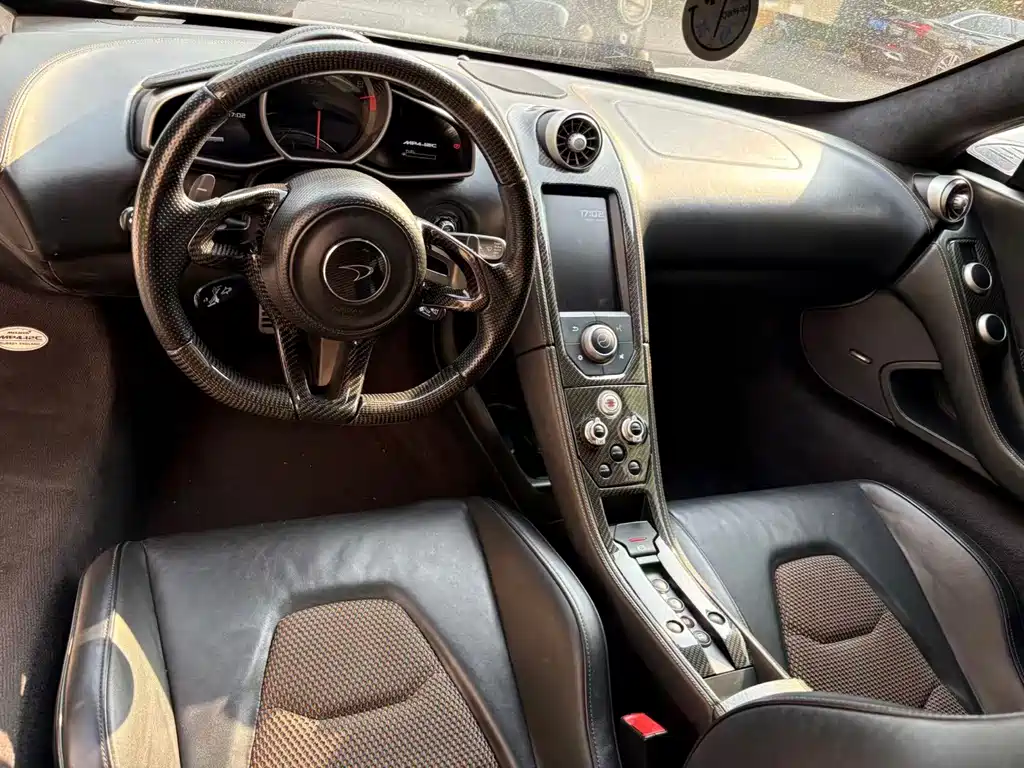 McLaren 12C — миниатюра 6