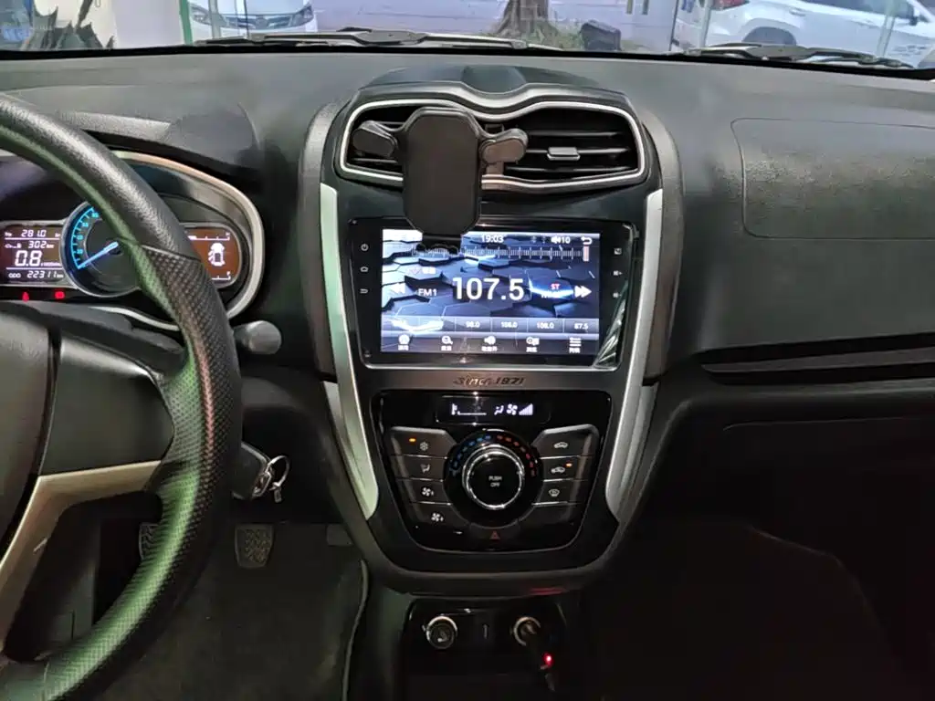 SWM SWM X3 — миниатюра 13
