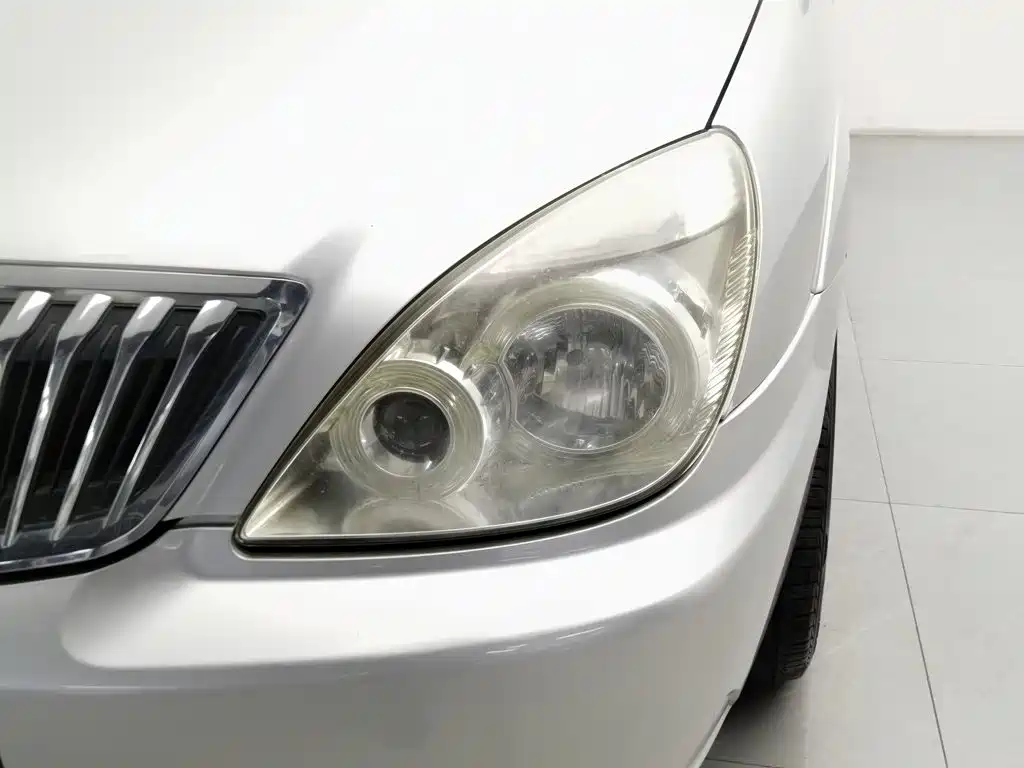 Buick GL8 — миниатюра 7