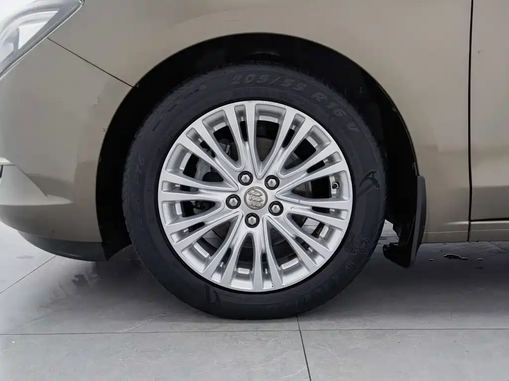 Buick Excelle — миниатюра 17