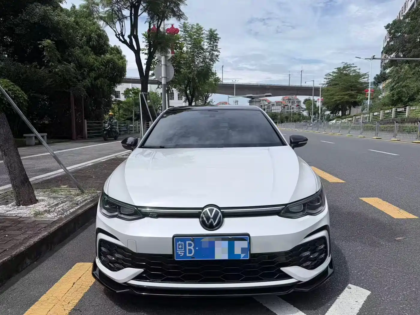 高尔夫 2023款 280TSI DSG R-Line Lite 2022