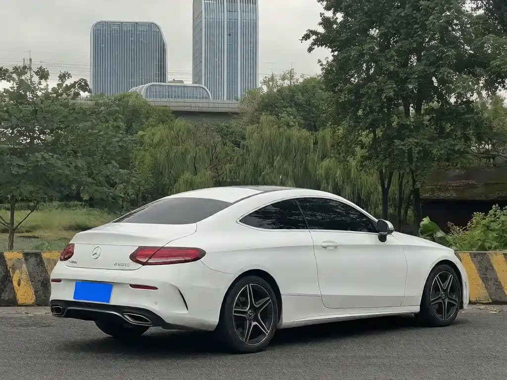 Mercedes-Benz C-Class (Import) — миниатюра 5