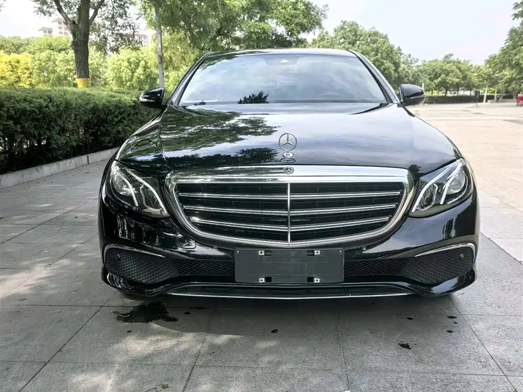 Mercedes-Benz E-Class E 2016 E 300 L Fashion