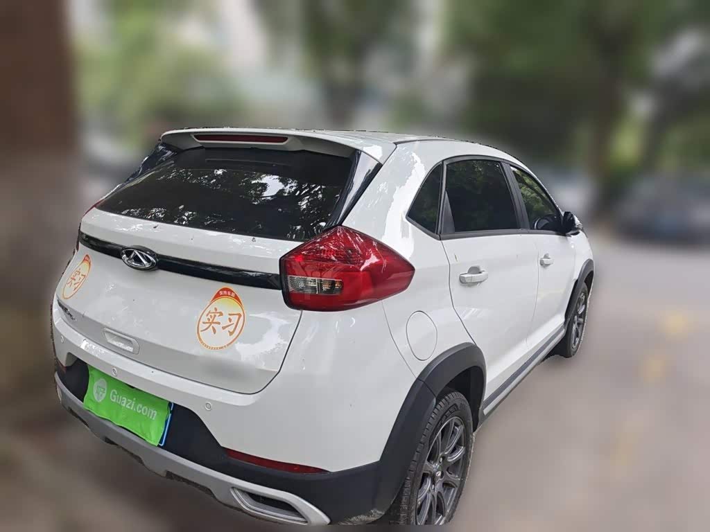 CHERY Tiggo 3x 1.5 л 2025 г. Белый, пробег 5100 км