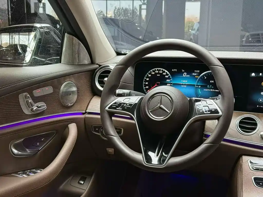 Mercedes-Benz E-Class E 2023 E 300 L Fashion