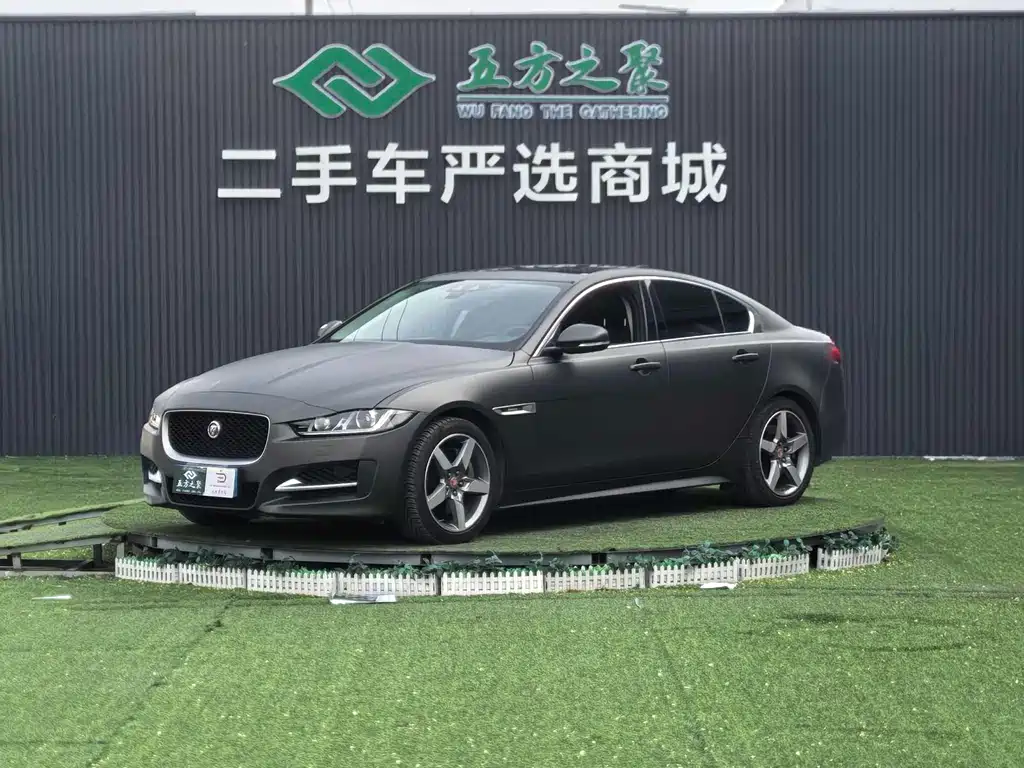 Jaguar XE 2017