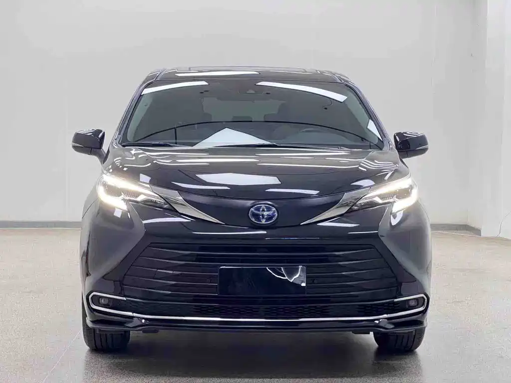 Toyota Sienna 2023 2.5L Comfort