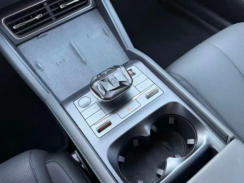 BYD Qin L — миниатюра 26