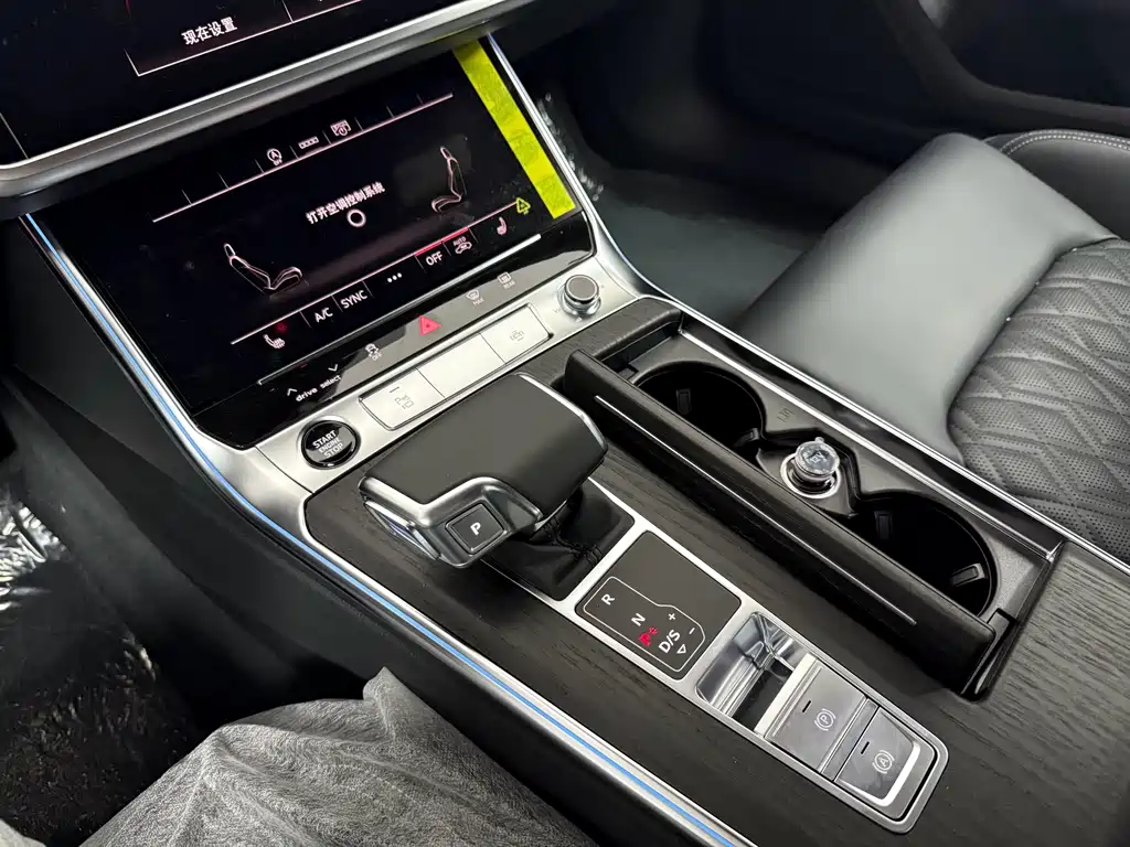 Audi A6L — миниатюра 9