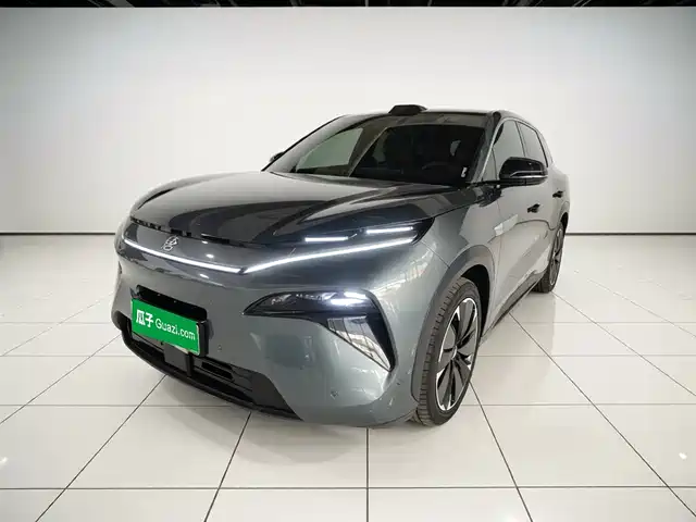2025 BYD Tang