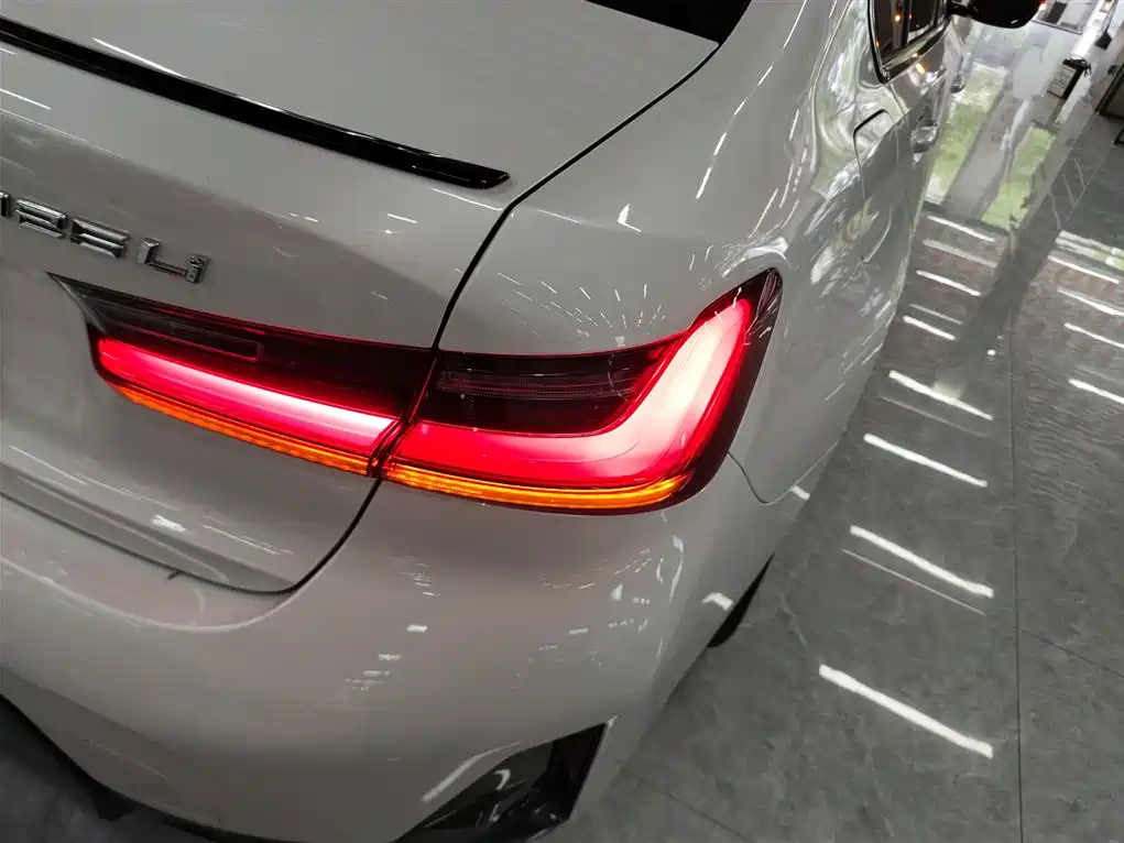BMW 3 Series 3 2023 325Li M Sport