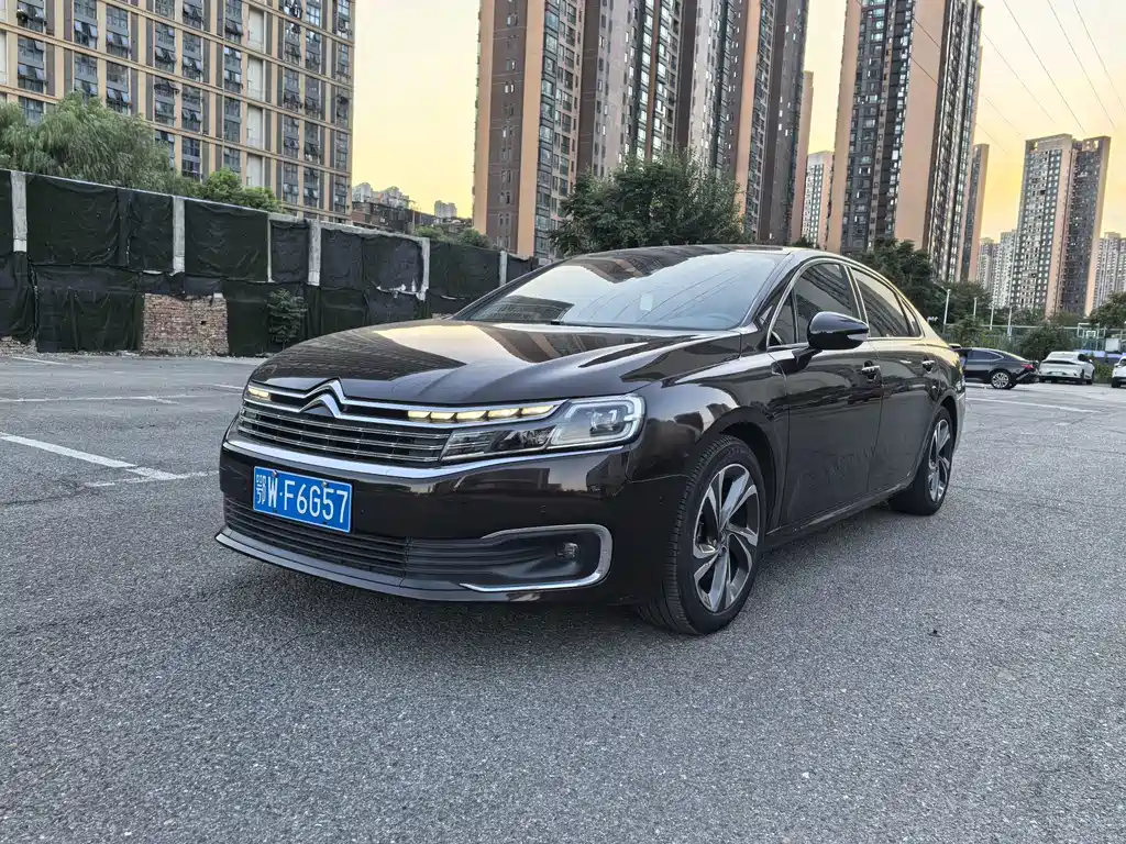 Citroen C6