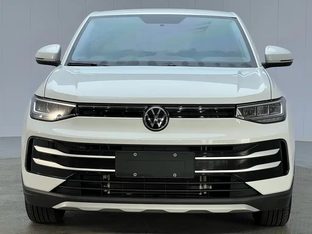 Volkswagen Tharu — миниатюра 2