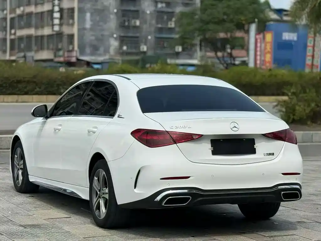 Mercedes-Benz C-Class — миниатюра 9