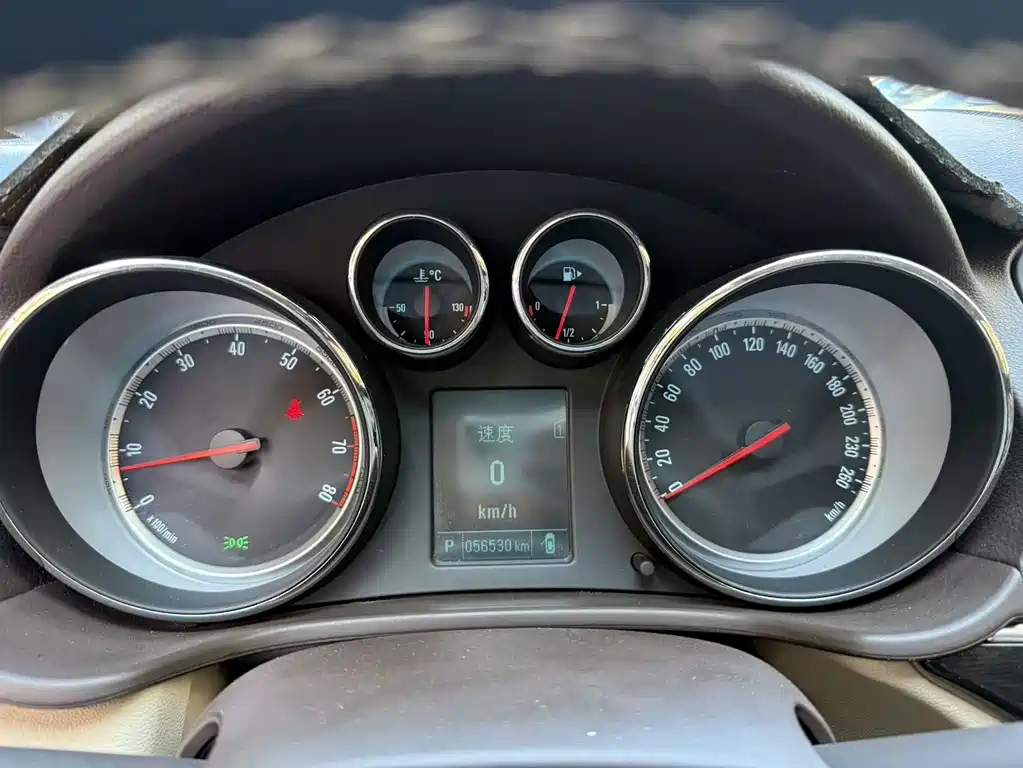 Buick Regal 2015 2.0L Lead Fashion