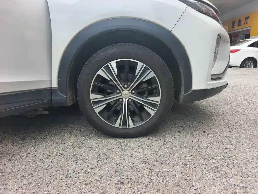 Mitsubishi Eclipse Cross — миниатюра 23
