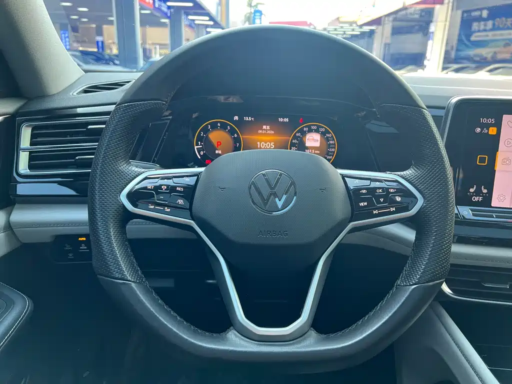 VOLKSWAGEN TOURANG