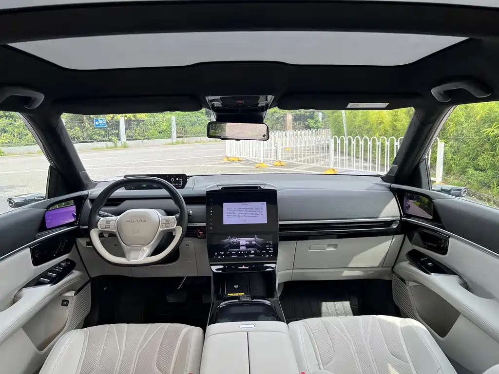 Honda Hiroyo Honda P7 — миниатюра 3