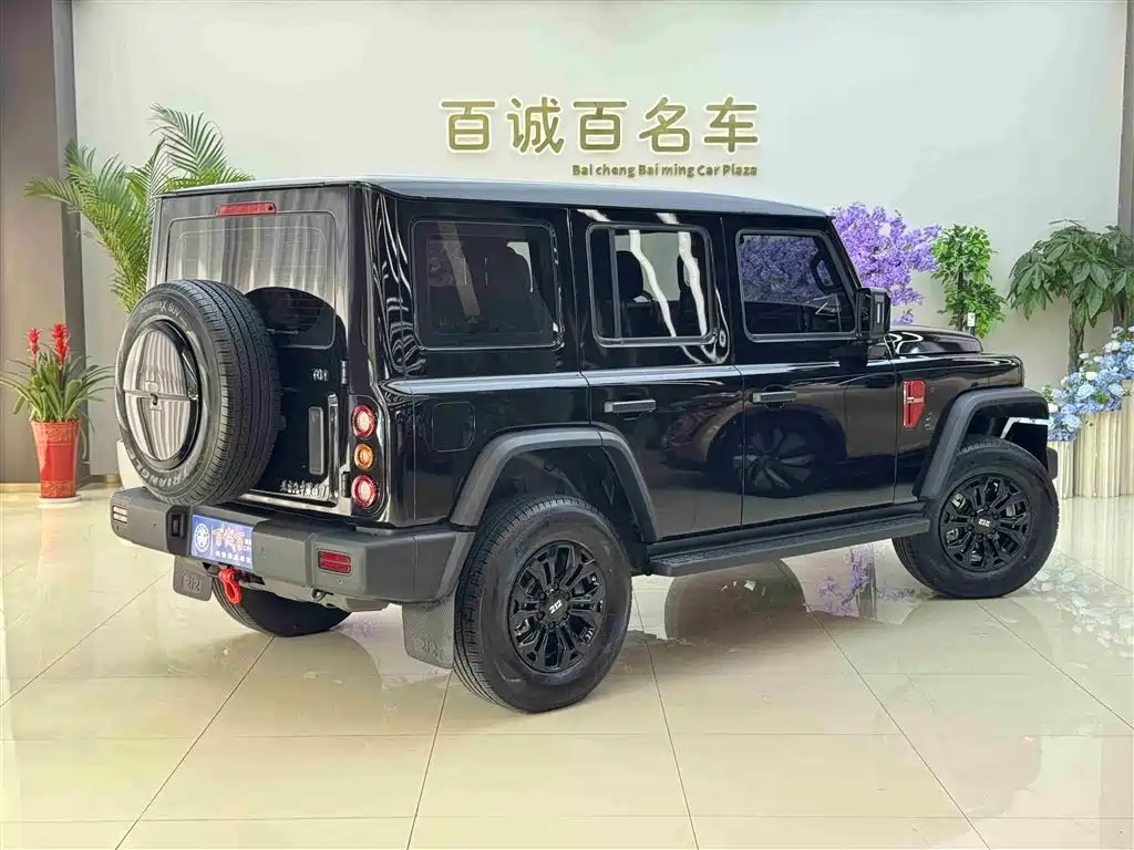 212 T01 2024 2.0T