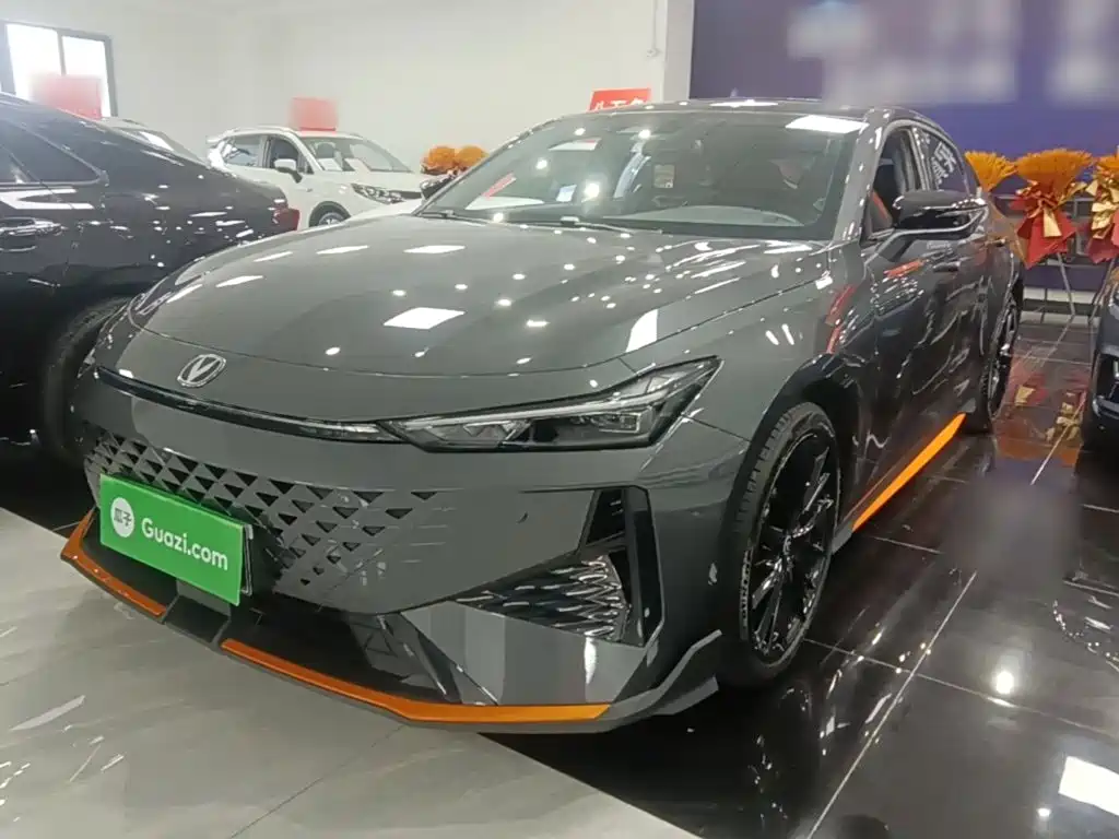 Changan UNI-V 2024 1.5T Premium Sport Type