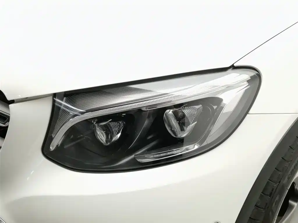 Mercedes-Benz GLC 2016 GLC 300 4MATIC