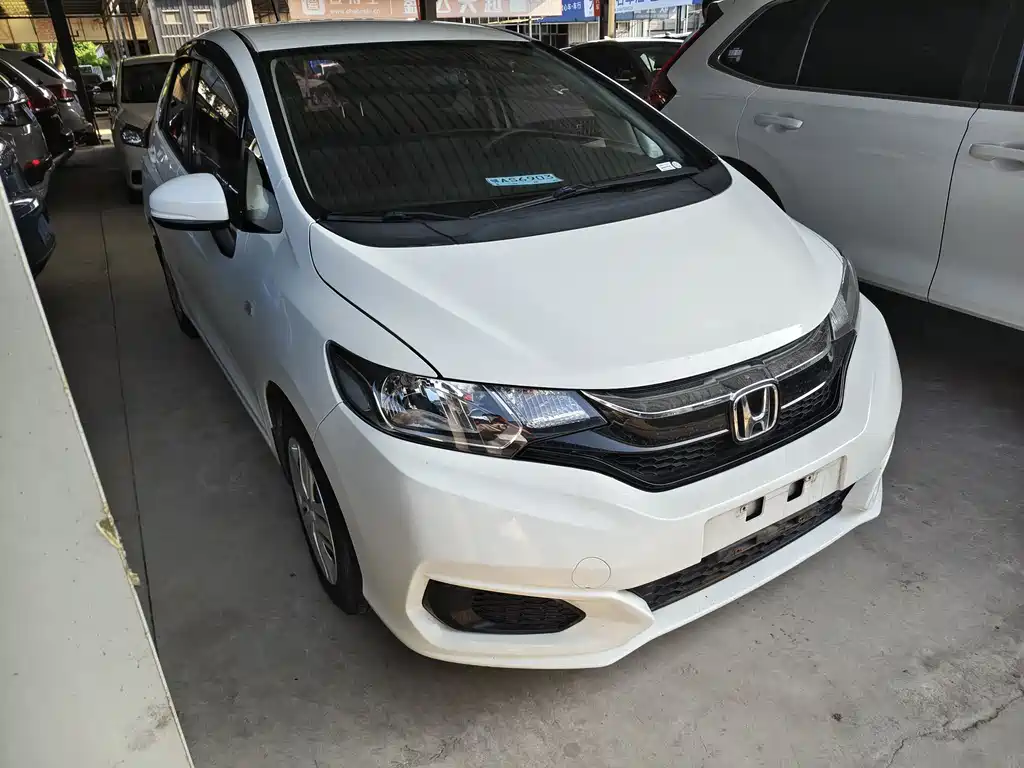 Купить Honda Fit