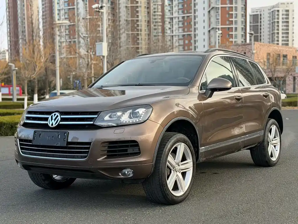 Купить Volkswagen Touareg