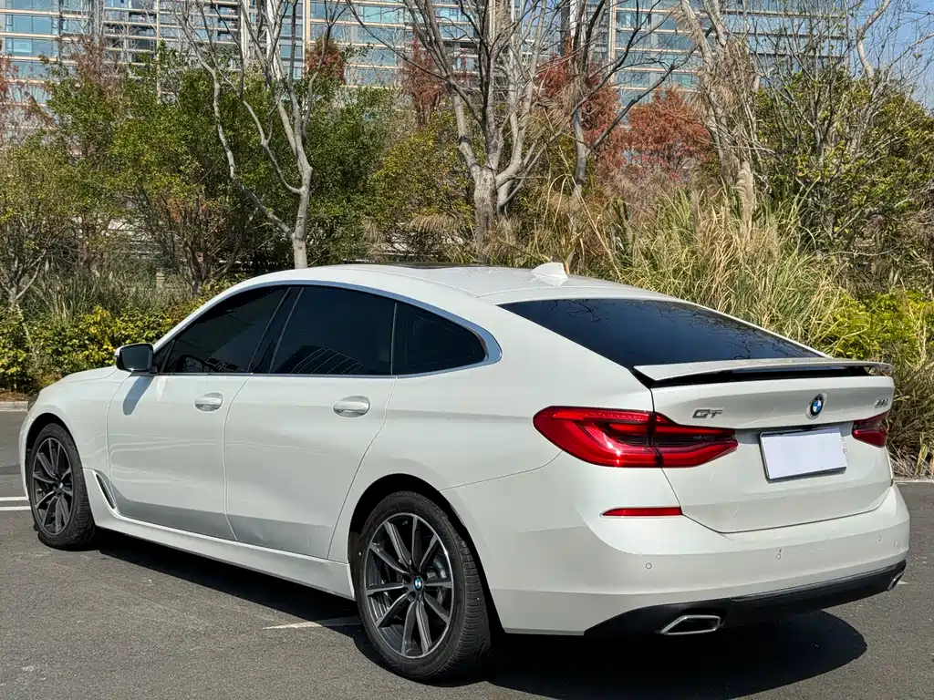 BMW 6 SERIES GT