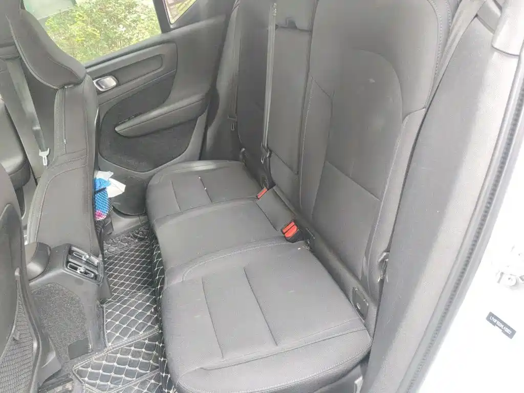 Volvo XC40 — миниатюра 15