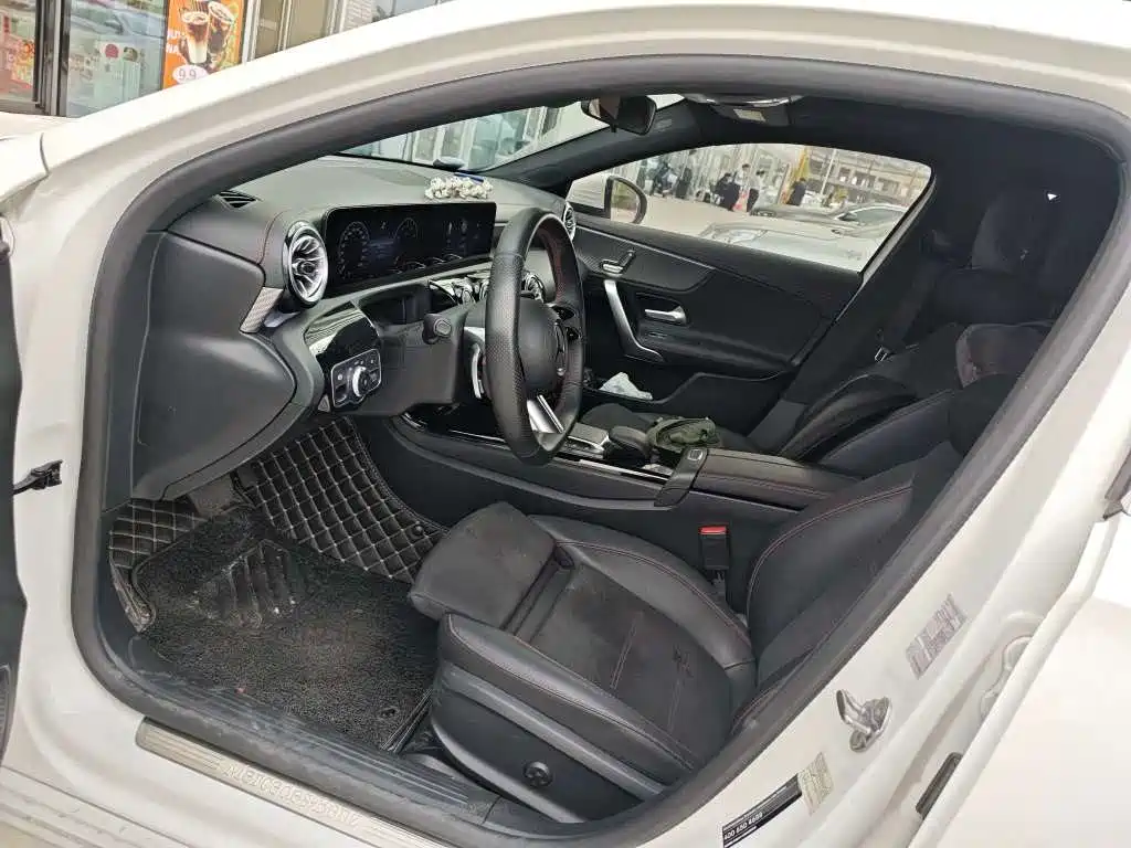 MERCEDES-BENZ A CLASS