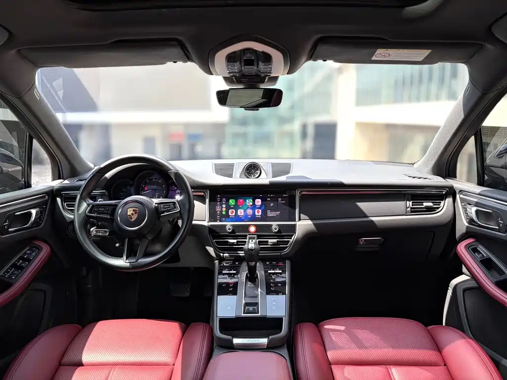 Porsche Macan — миниатюра 5