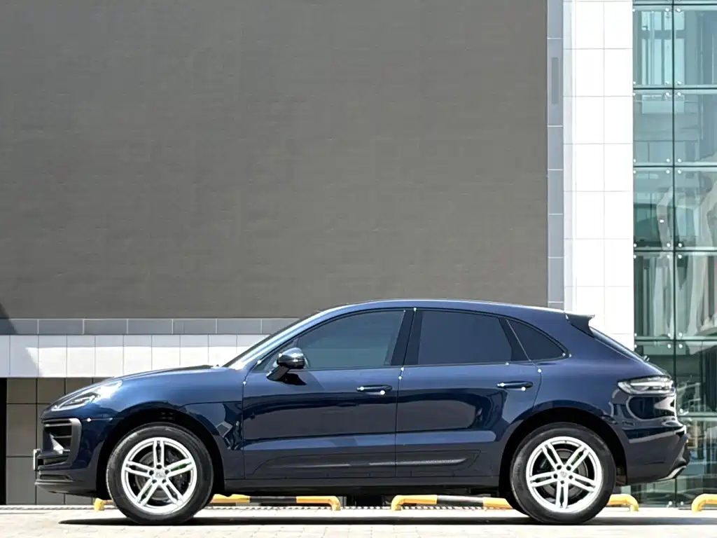 Porsche Macan — миниатюра 12