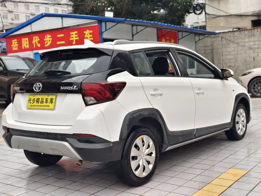 TOYOTA YARIS L ZHIXUAN