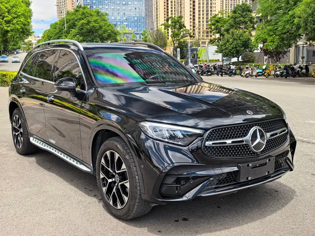 Mercedes-Benz GLC 2023