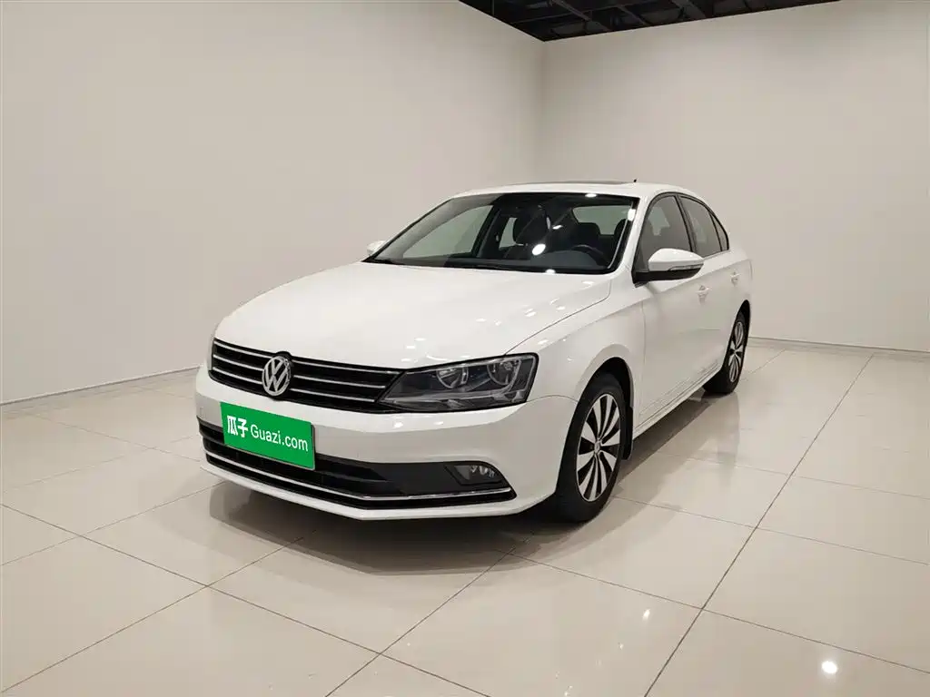 Volkswagen Sagitar 2017