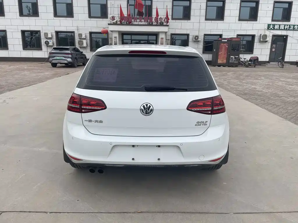 Volkswagen Golf — миниатюра 5