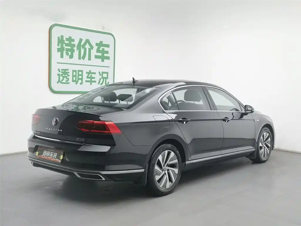 VOLKSWAGEN MAGOTAN GTE PLUG IN HYBRID