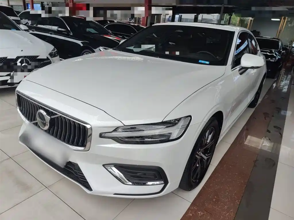 Volvo S60 2024
