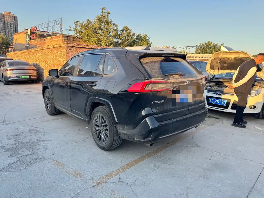 Toyota Wildlander — миниатюра 7