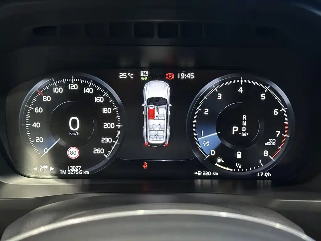 Volvo XC90 — миниатюра 12