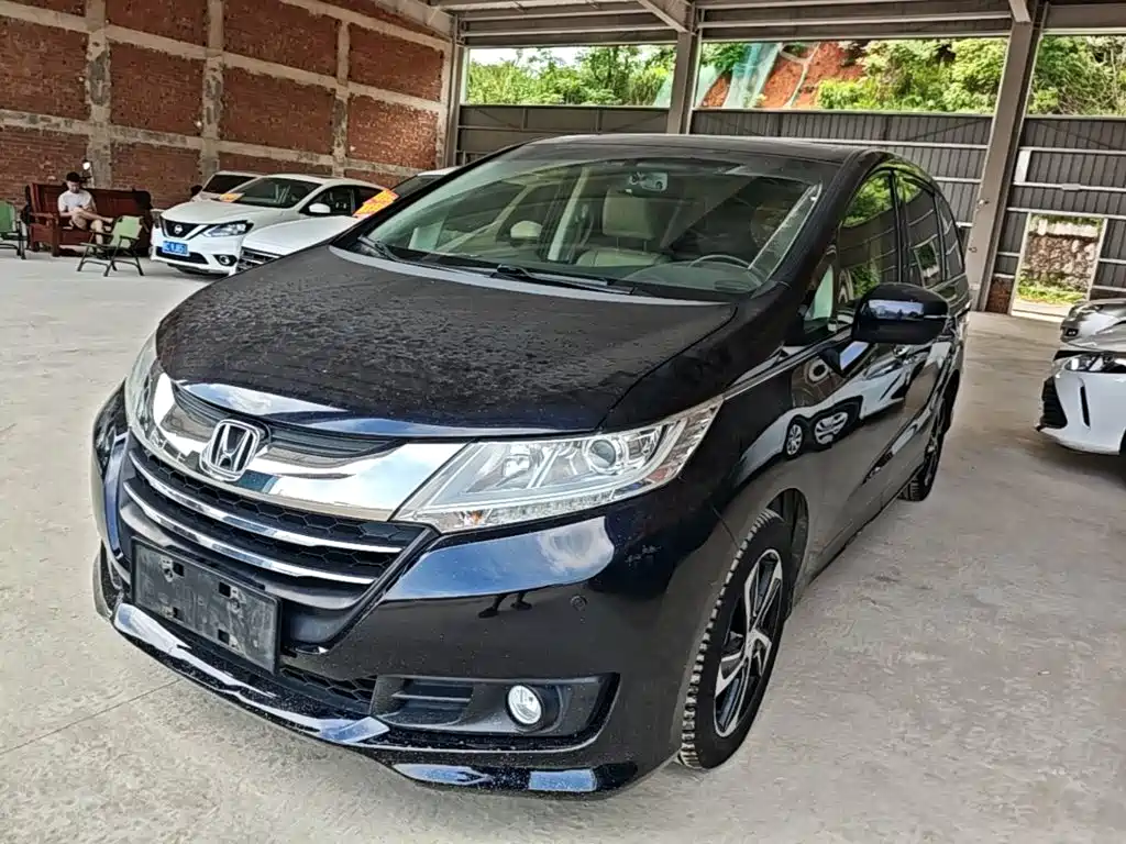 Honda Odyssey 2015 2.4L Luxury