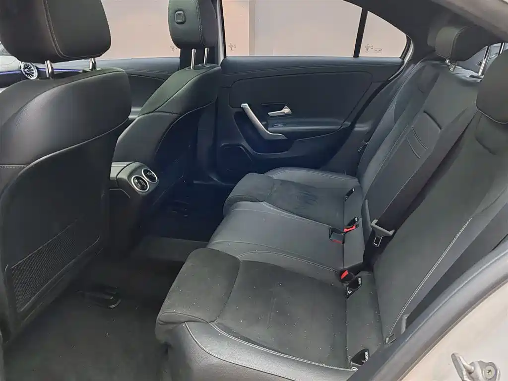 MERCEDES-BENZ A CLASS