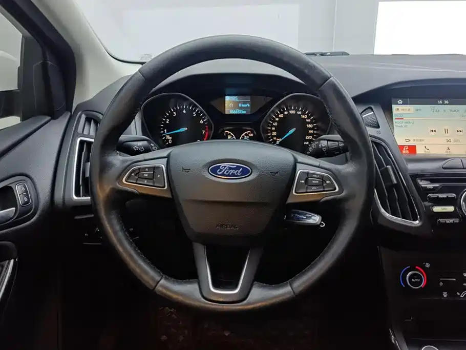 Ford Focus — миниатюра 15
